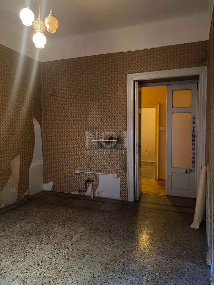Rijeka, center - prodaja prestižnega stanovanja za adaptacijo