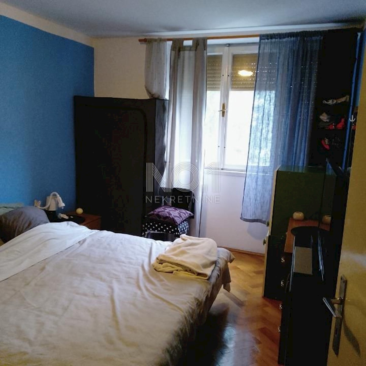 Turnić - prodaja enosobnega stanovanja z balkonom