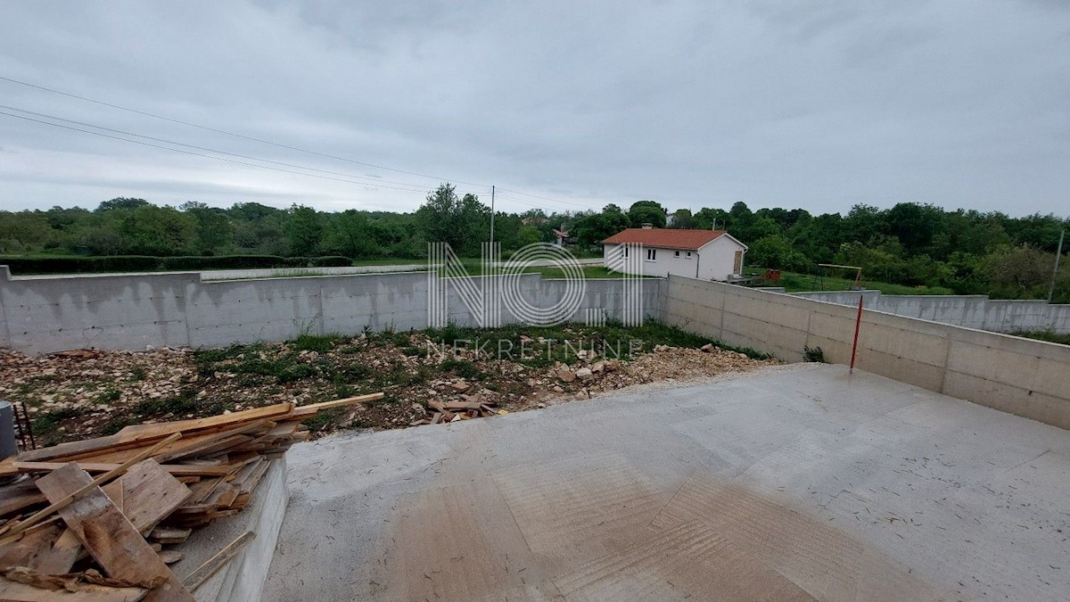 Svetvinčenat - zemljišče takoj pripravljeno za gradnjo