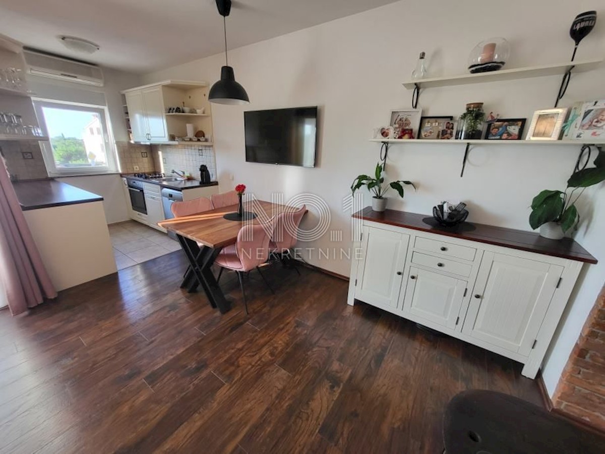 Rovinj - prodaja apartma korak od morja!