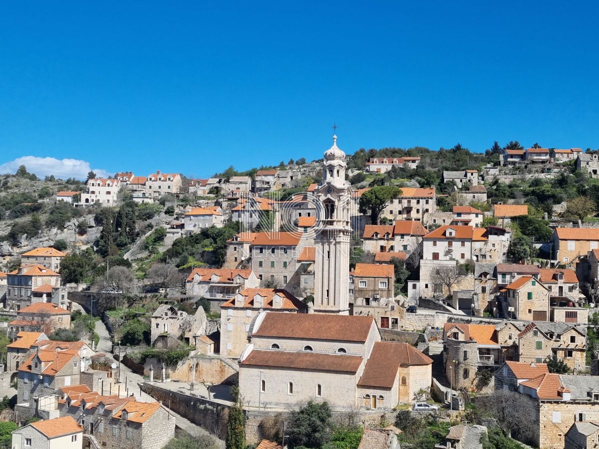 Gornje Bobovišće - prostorna hiša z očarljivim pogledom na morje