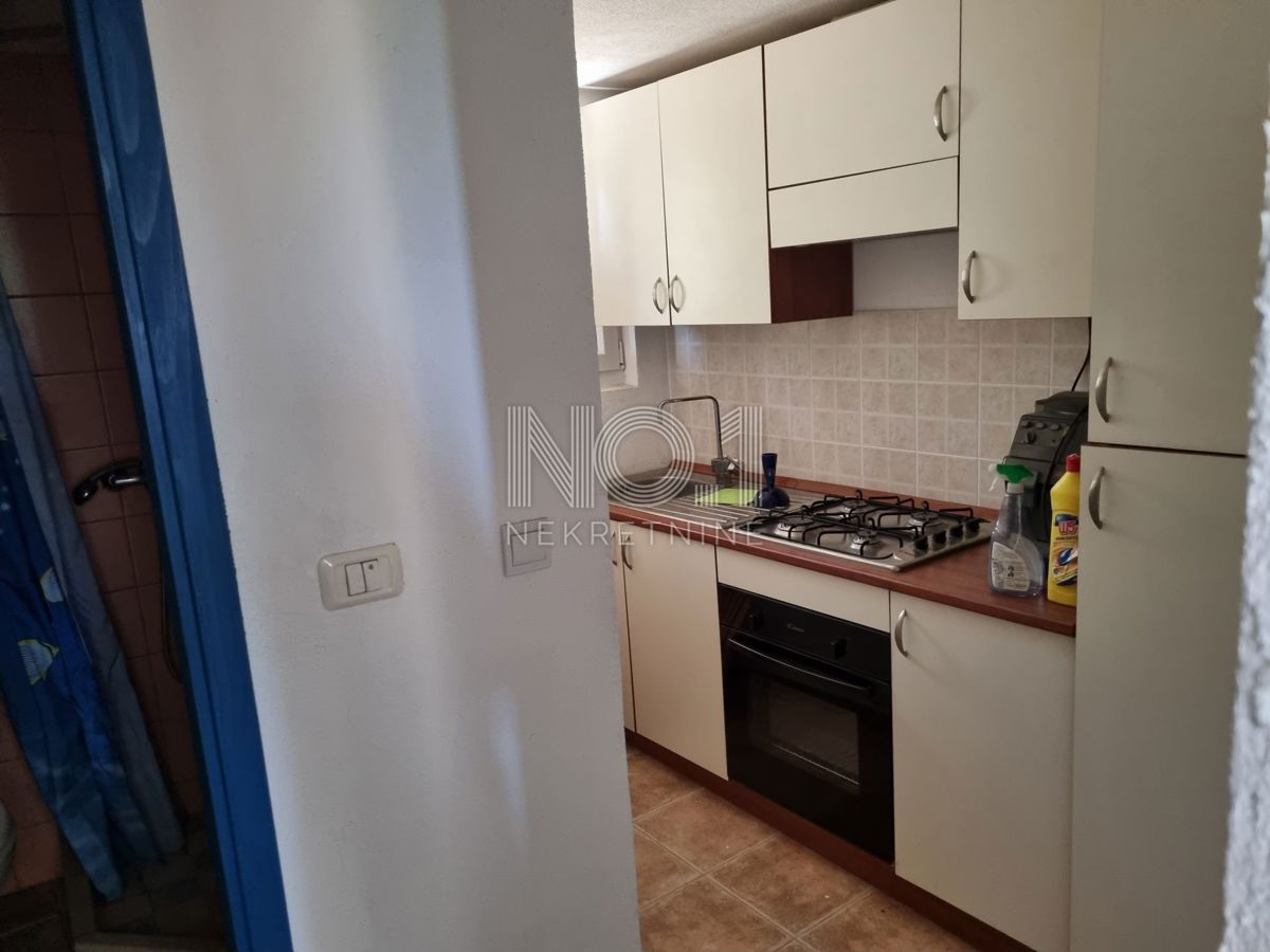 Gornje Bobovišće - prostorna hiša z očarljivim pogledom na morje
