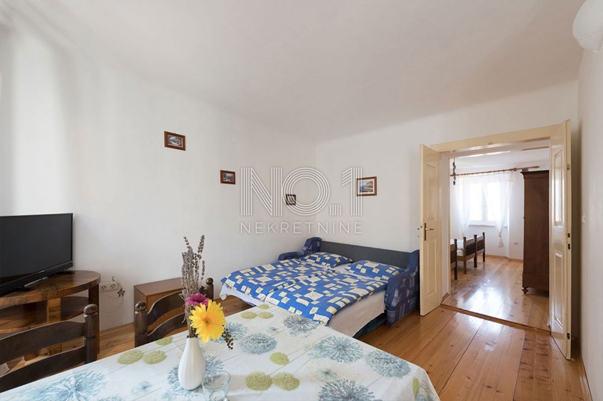 Mali Lošinj - stara vila s 6 apartmaji