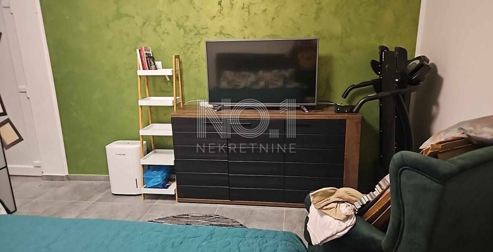 Novalja - prodaja apartmajev na odlični lokaciji