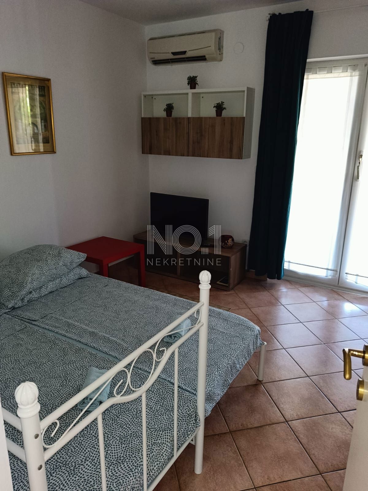 Poreč - hiša s 5 apartmaji za turistični najem