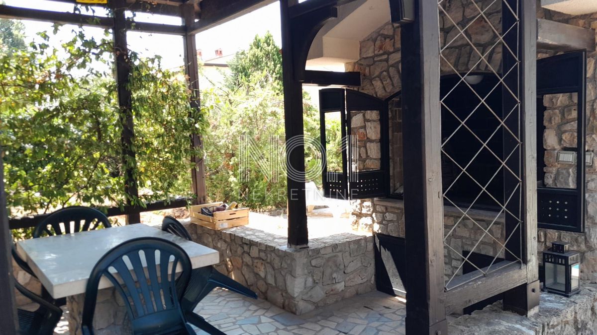 Poreč - hiša s 5 apartmaji za turistični najem