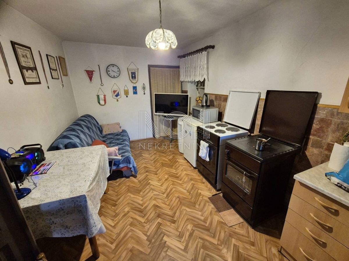 Draga - apartma s teraso in vrtom