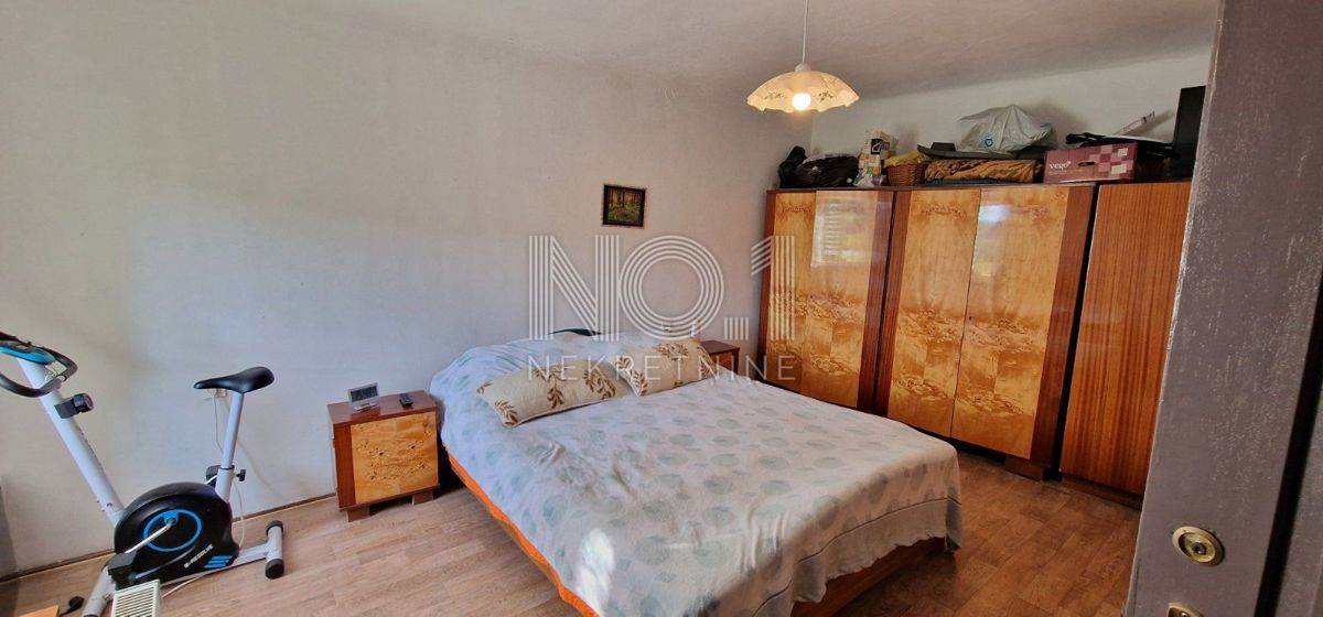 Draga - apartma s teraso in vrtom