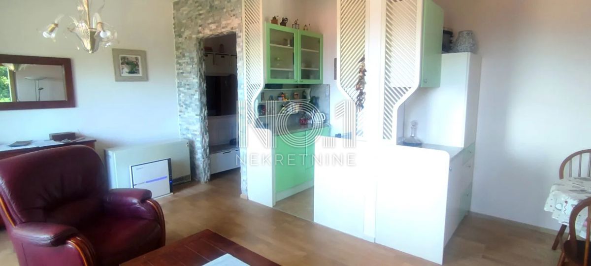 Ičići - prodaja apartma s pogledom na morje