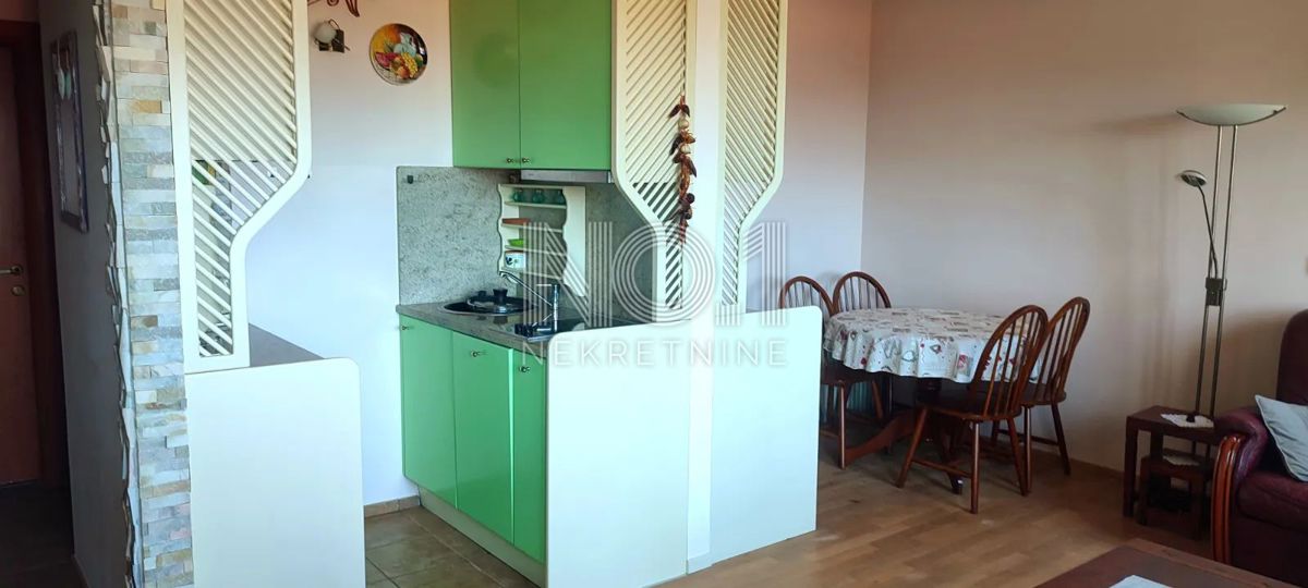 Ičići - prodaja apartma s pogledom na morje