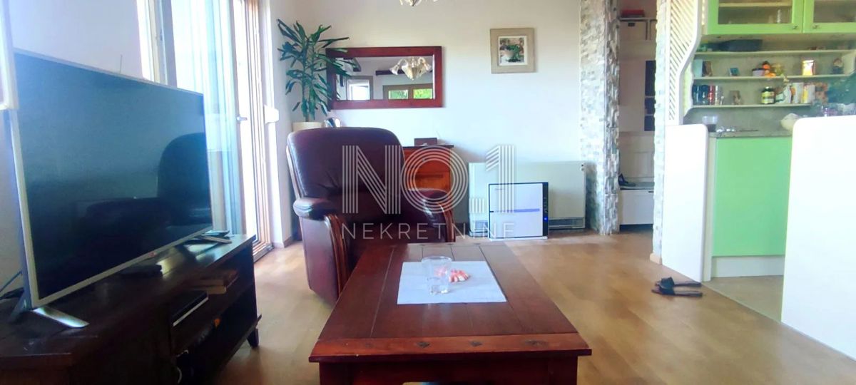 Ičići - prodaja apartma s pogledom na morje