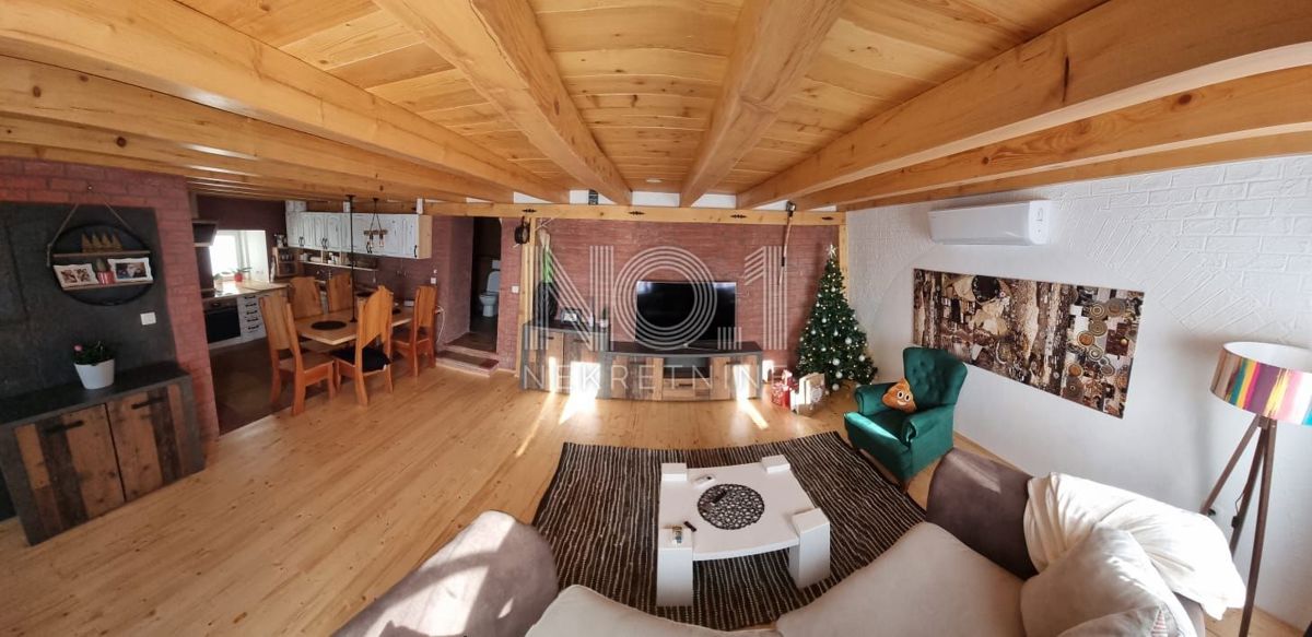 Krimeja - prodaja moderne hiše za naložbo