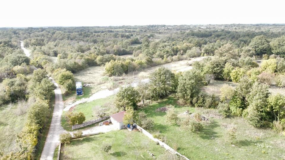 Svetvinčenat - prodaja gradbenih parcel