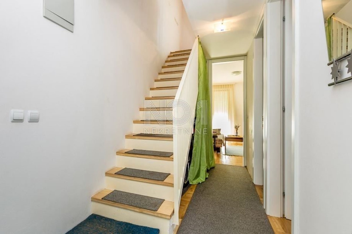 Krk - prodaja apartma v lepi vili