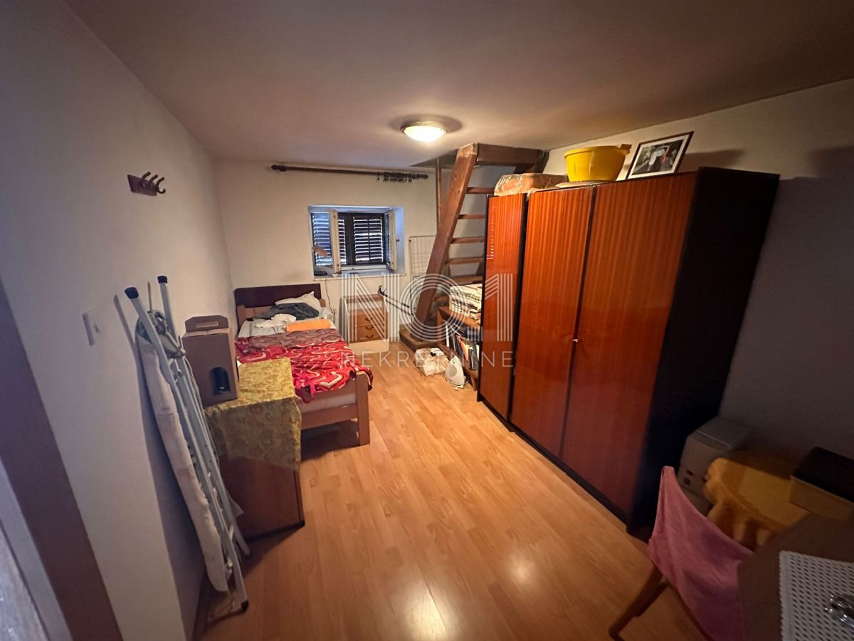 Hiša Vrh, Krk, 170m2
