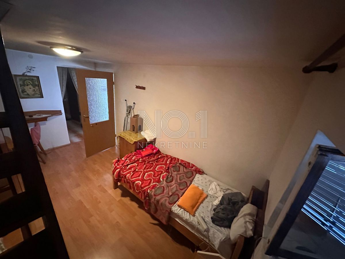 Hiša Vrh, Krk, 170m2