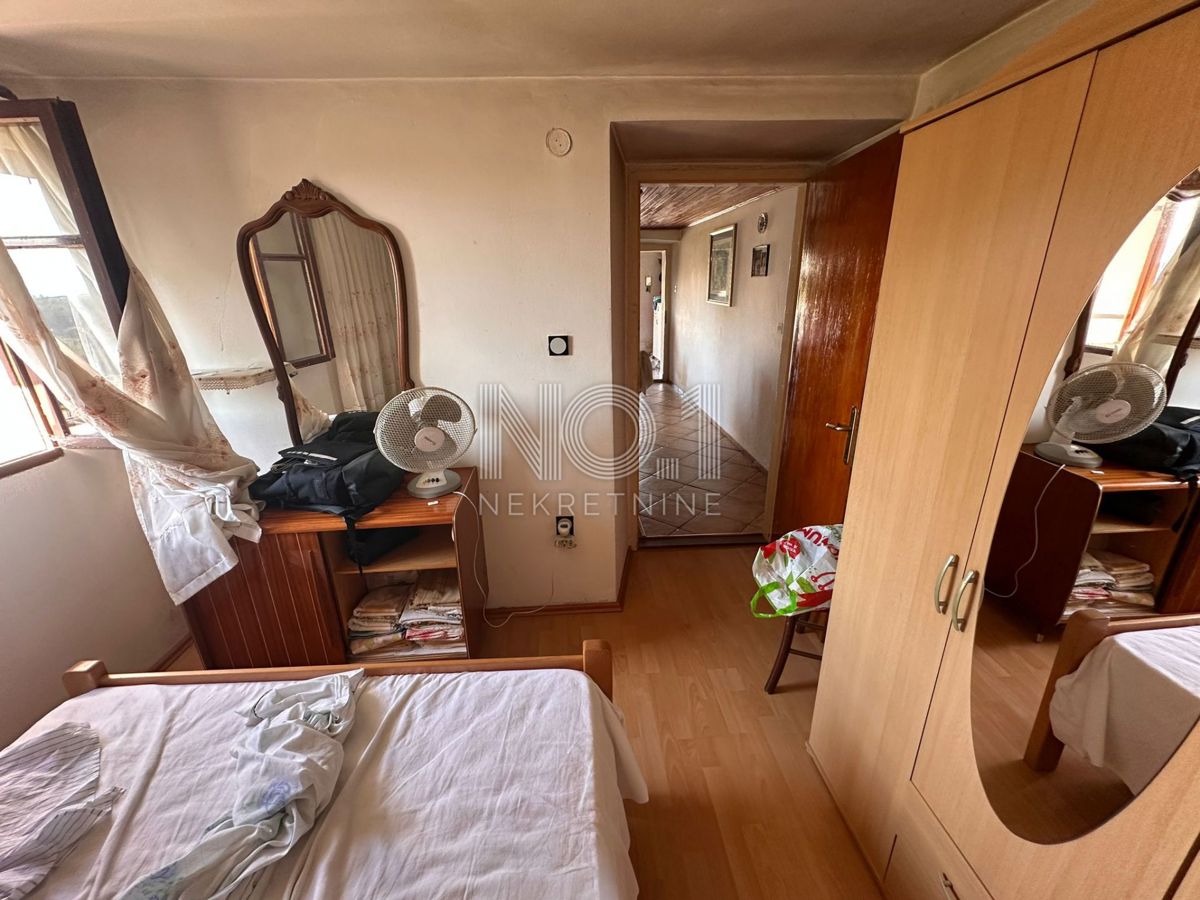 Hiša Vrh, Krk, 170m2