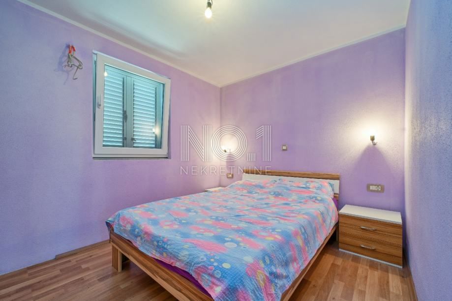 Milovčići - prodaja hiše s 3 apartmaji