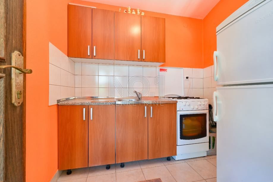 Milovčići - prodaja hiše s 3 apartmaji