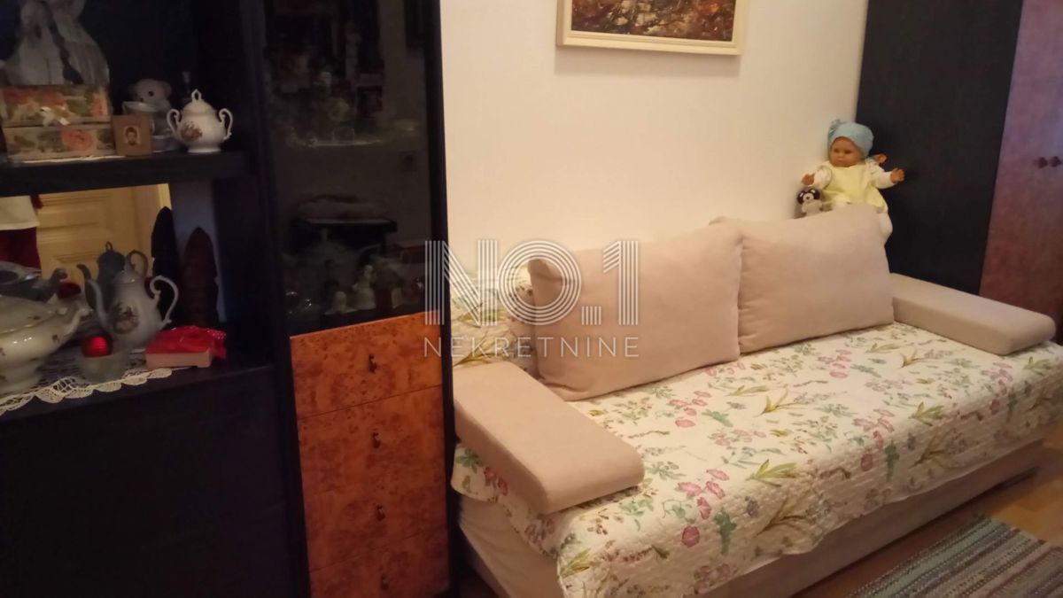 Center - prodamo stanovanje na odlični lokaciji