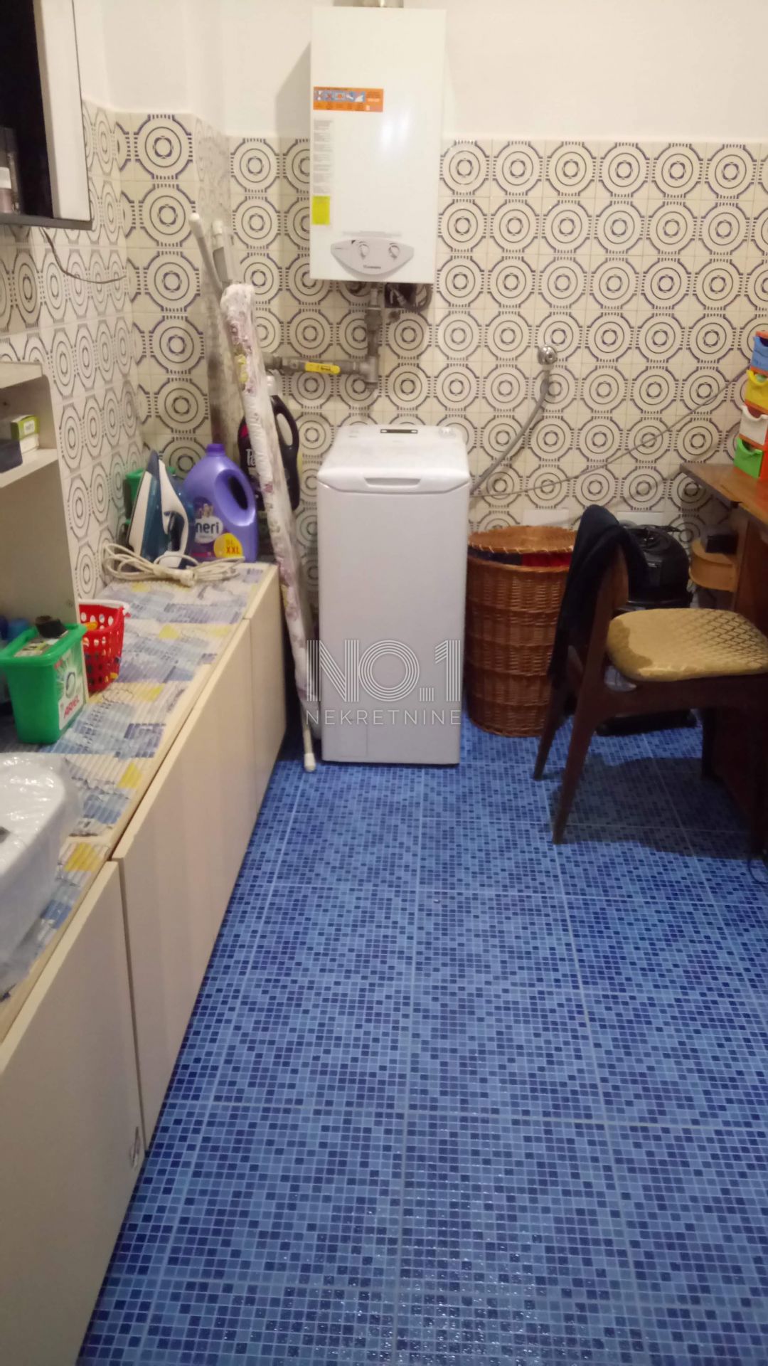 Center - prodamo stanovanje na odlični lokaciji