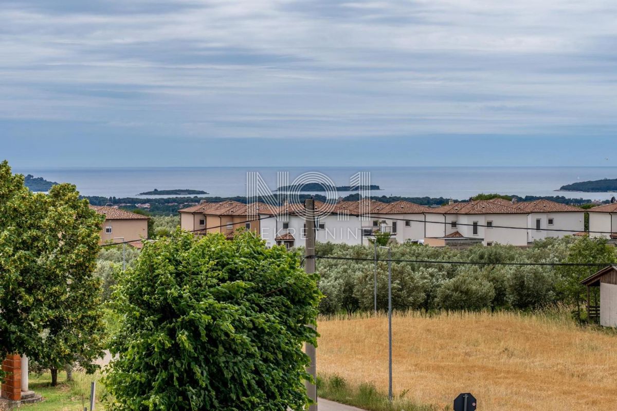 Vodnjan - prodaja hiše z urejenimi turističnimi apartmaji