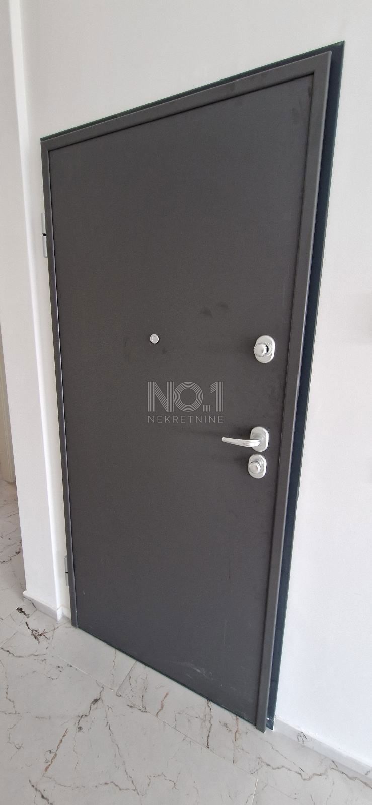 Novalja - prodaja luksuznega apartmaja s pogledom na morje