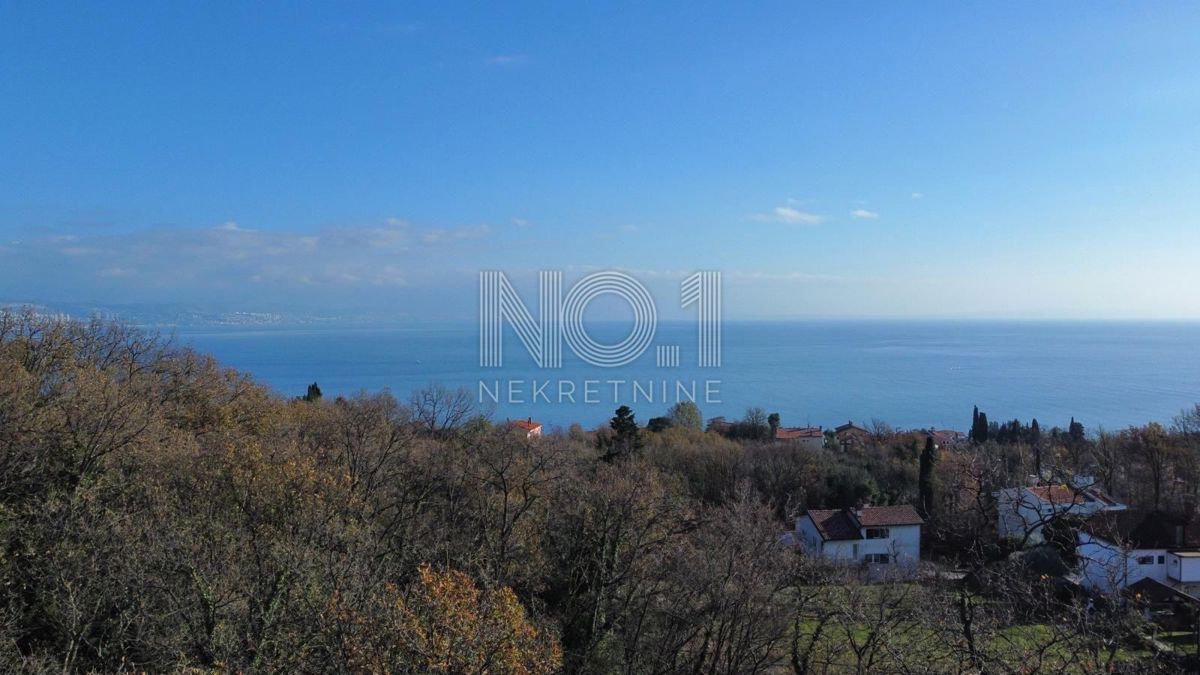 Ika - zemljišče za luksuzno novogradnjo s 3 stanovanji