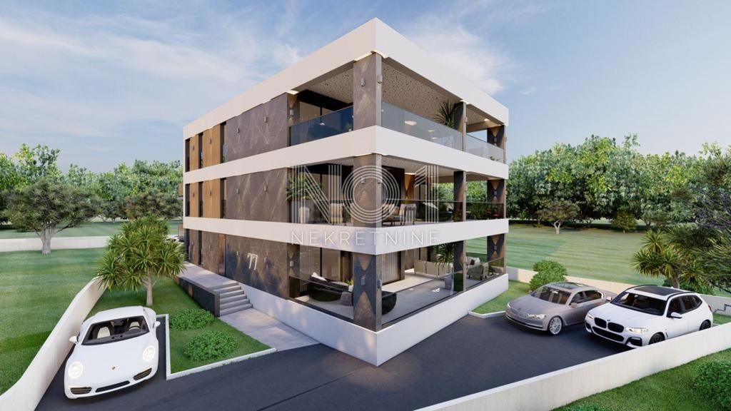 Ika - zemljišče za luksuzno novogradnjo s 3 stanovanji
