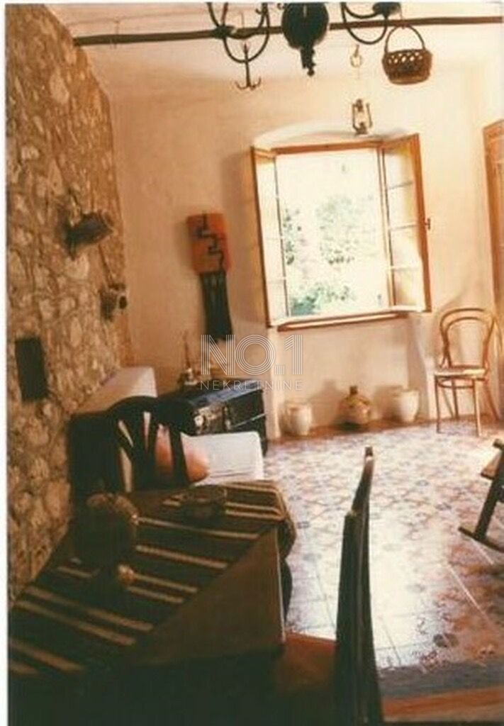 Novi Vinodolski - prodaja očarljive obmorske hiše