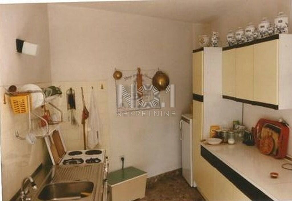 Novi Vinodolski - prodaja očarljive obmorske hiše