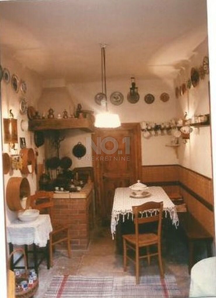 Novi Vinodolski - prodaja očarljive obmorske hiše