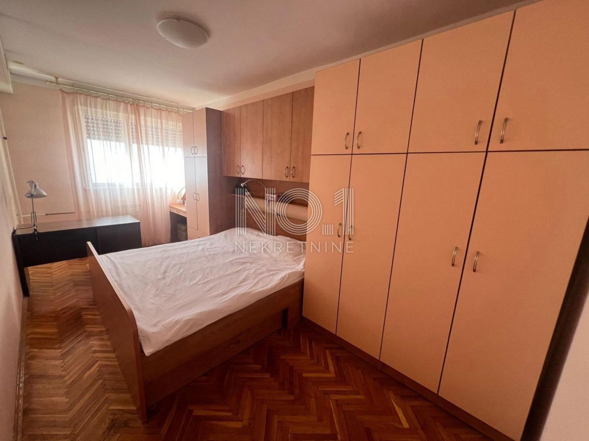 Turnić - prodaja dvosobnega apartmaja s prekrasnim pogledom na morje