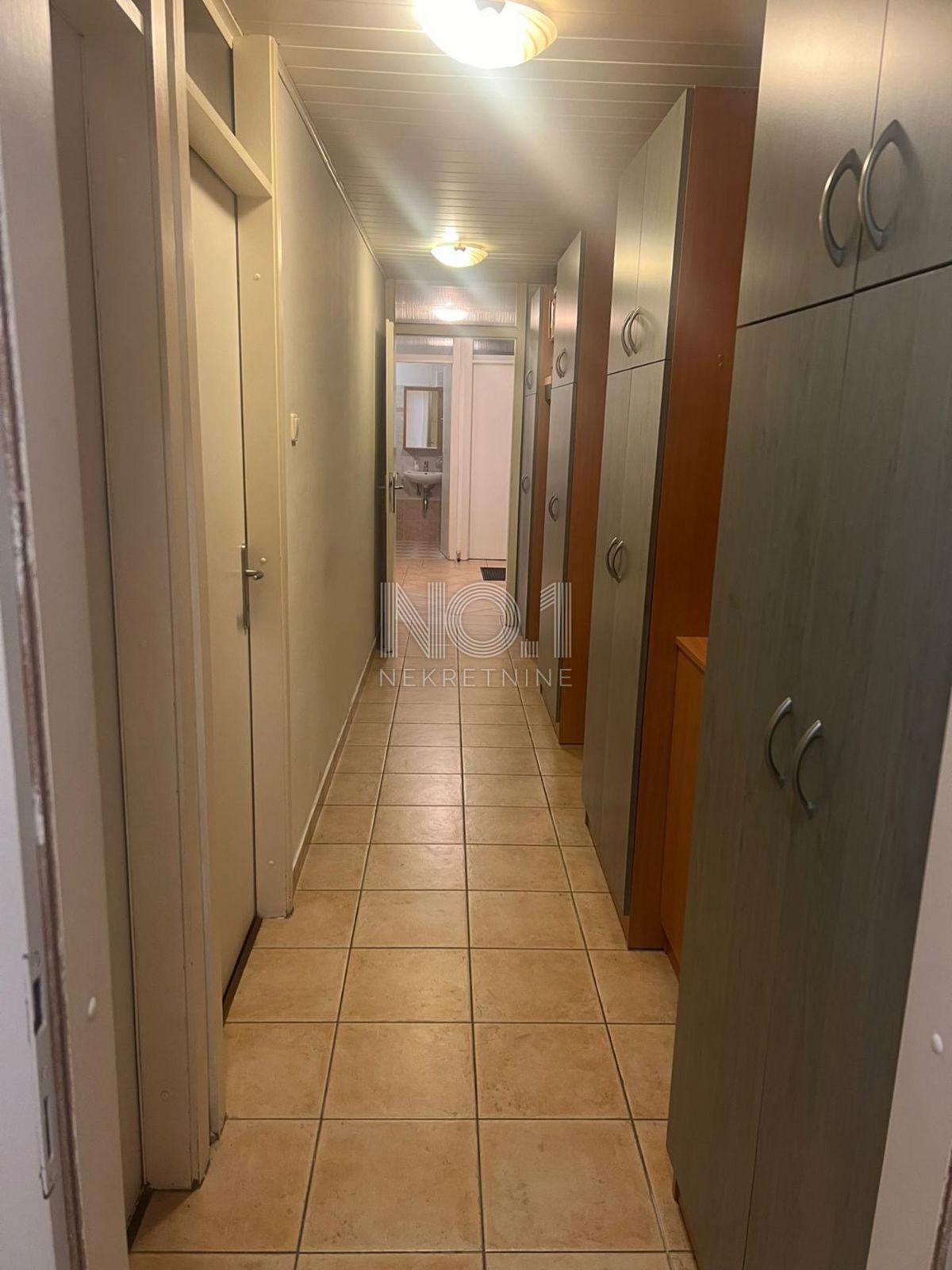 Turnić - prodaja dvosobnega apartmaja s prekrasnim pogledom na morje