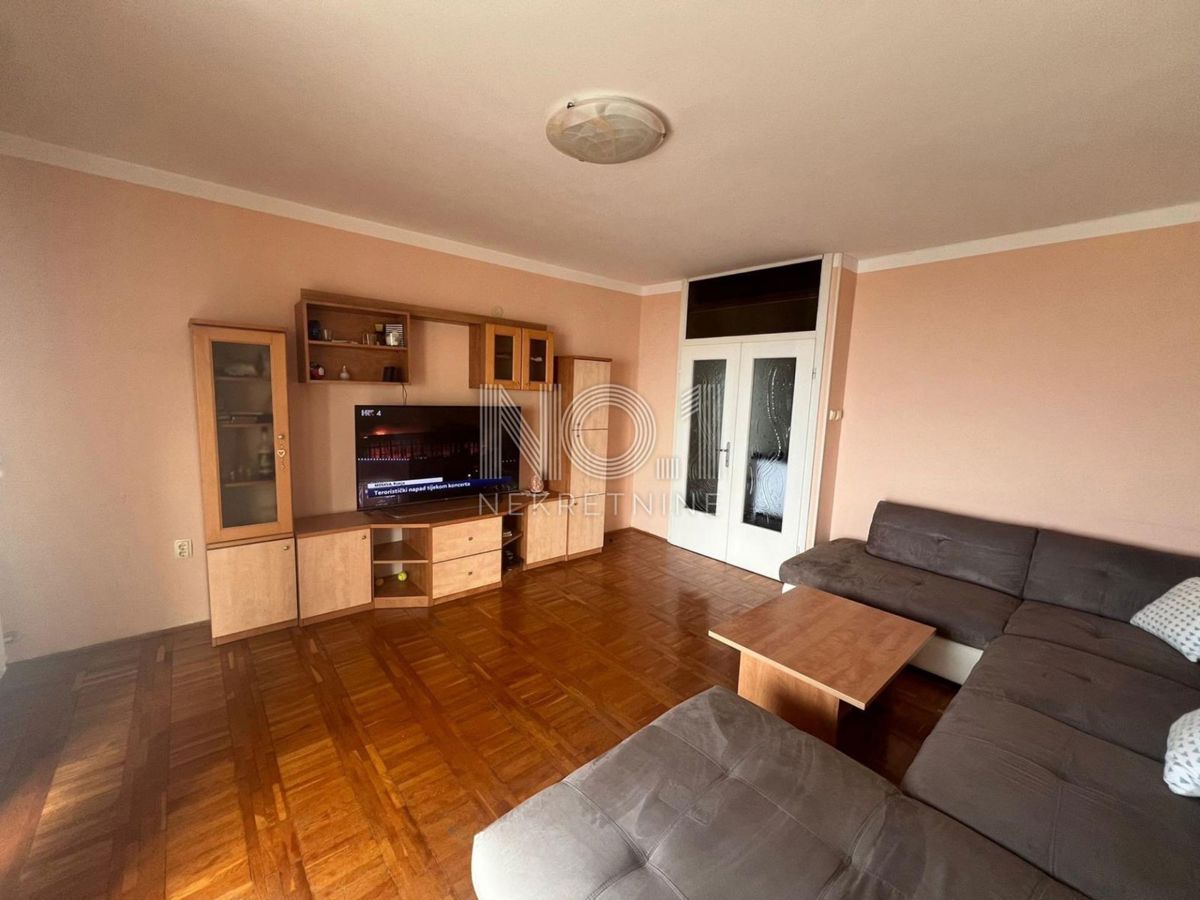 Turnić - prodaja dvosobnega apartmaja s prekrasnim pogledom na morje