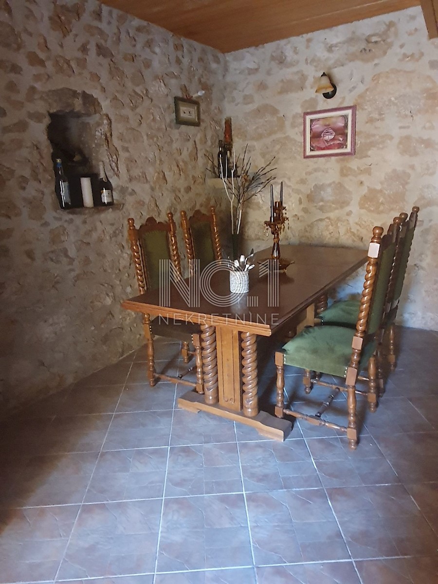 Tribalj - lepa na novo obnovljena hiša