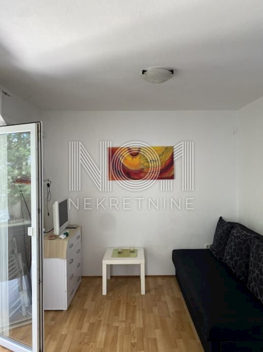 Rab, Barbat - Apartment near the sea