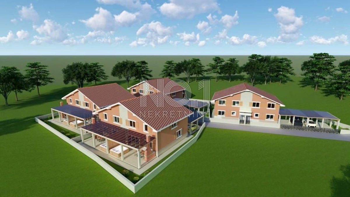 Rovinj - kmetijsko zemljišče s projektom