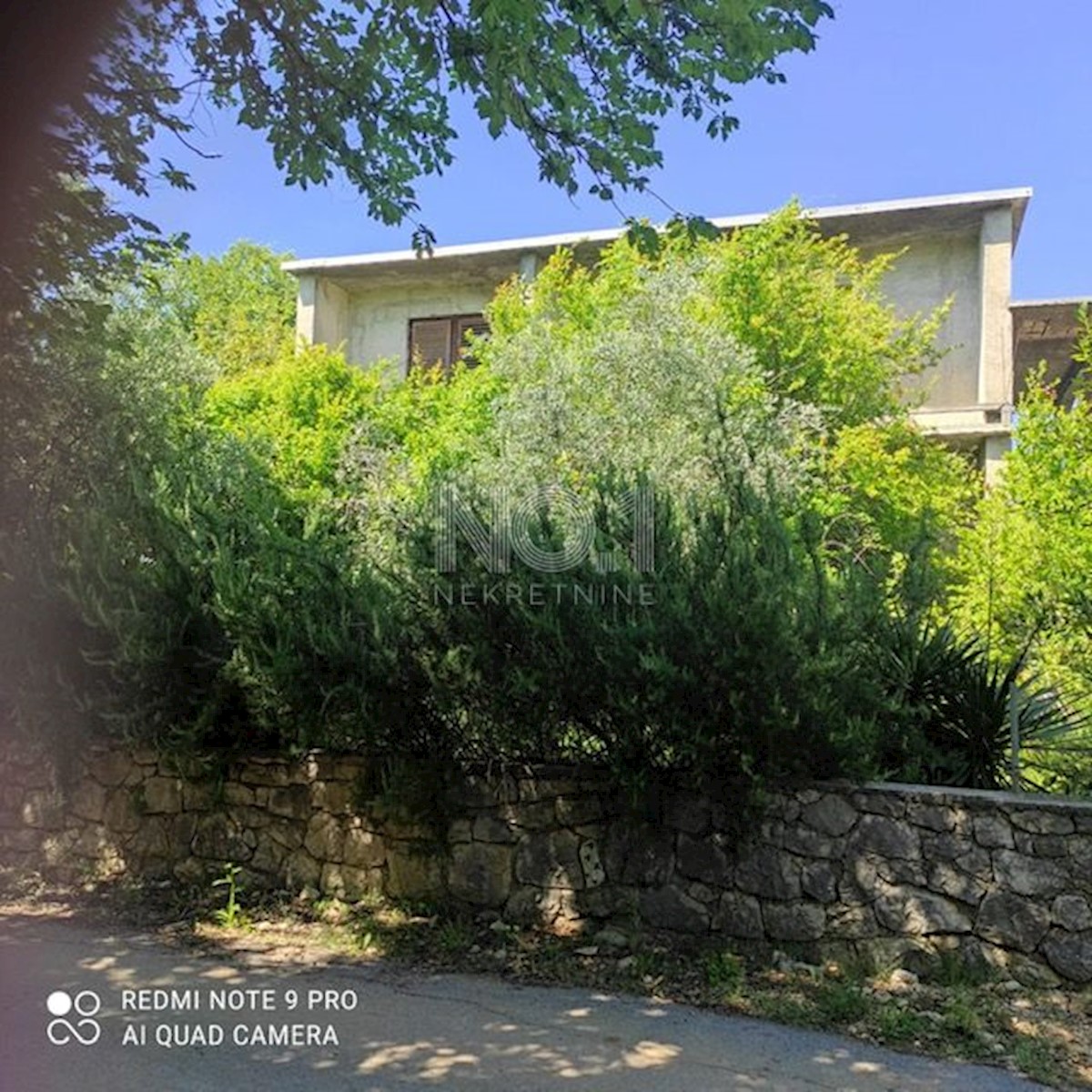 Rab, Kampor - prodaja hiše s pogledom na morje