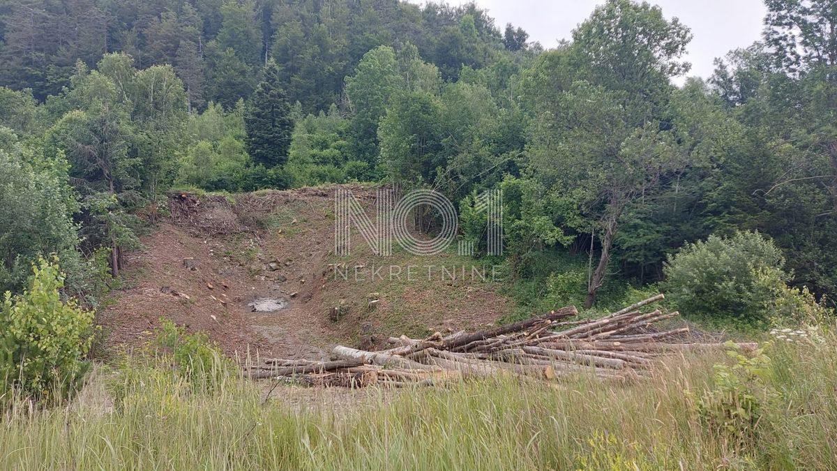 Fužine - prodaja atraktivnega gradbenega zemljišča