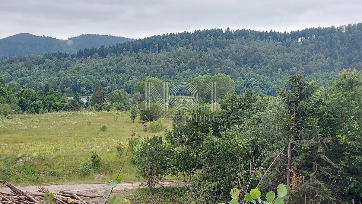 Fužine - prodaja atraktivnega gradbenega zemljišča