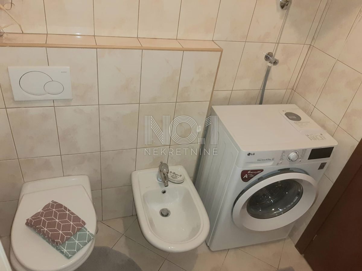 Rovinj - prodamo enosobno stanovanje