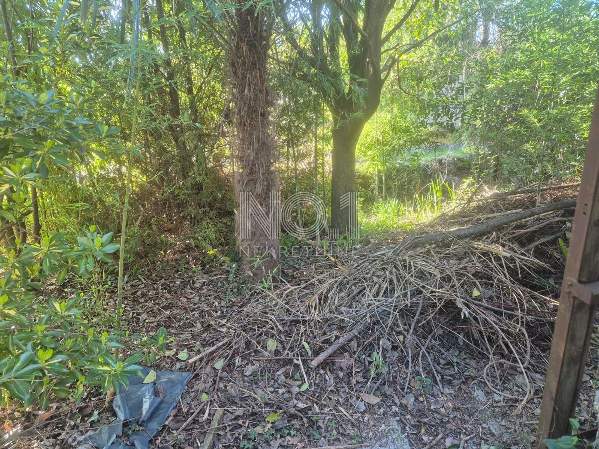Kastav, Spinčići - prodaja gradbenega zemljišča s staro hišo