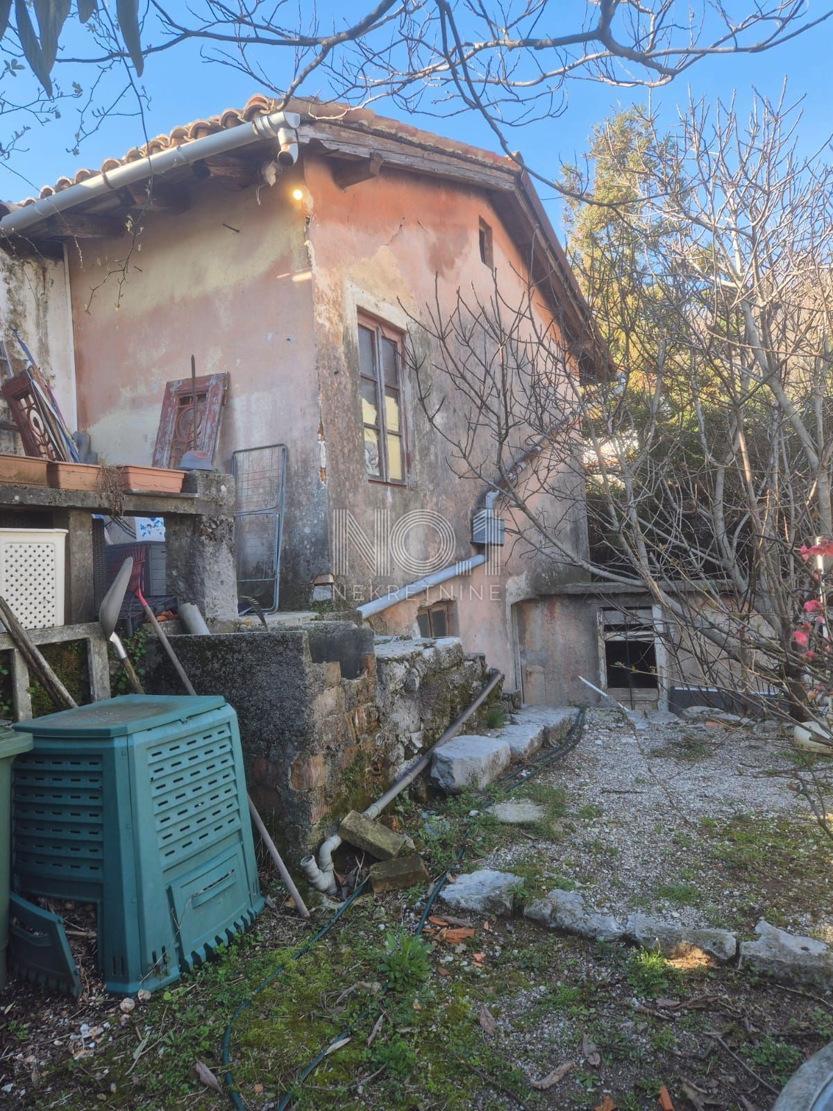 Kastav, Spinčići - prodaja gradbenega zemljišča s staro hišo