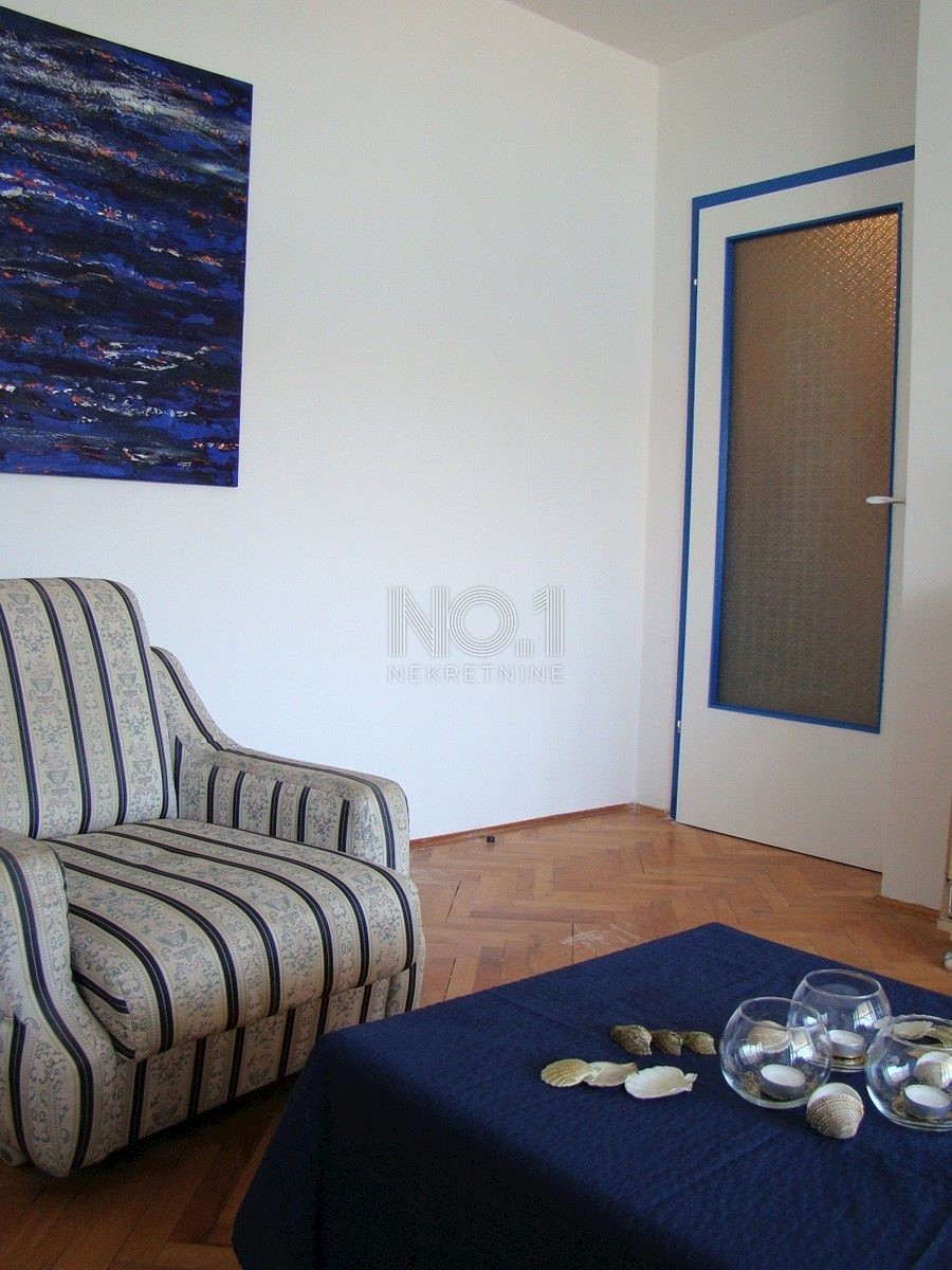 Pag - vrhunski apartma tik ob morju