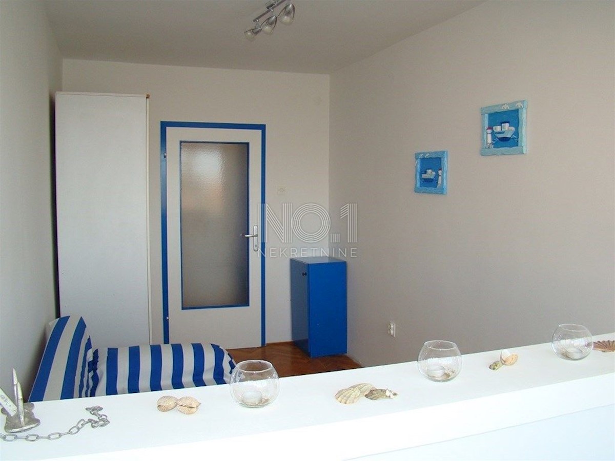 Pag - vrhunski apartma tik ob morju