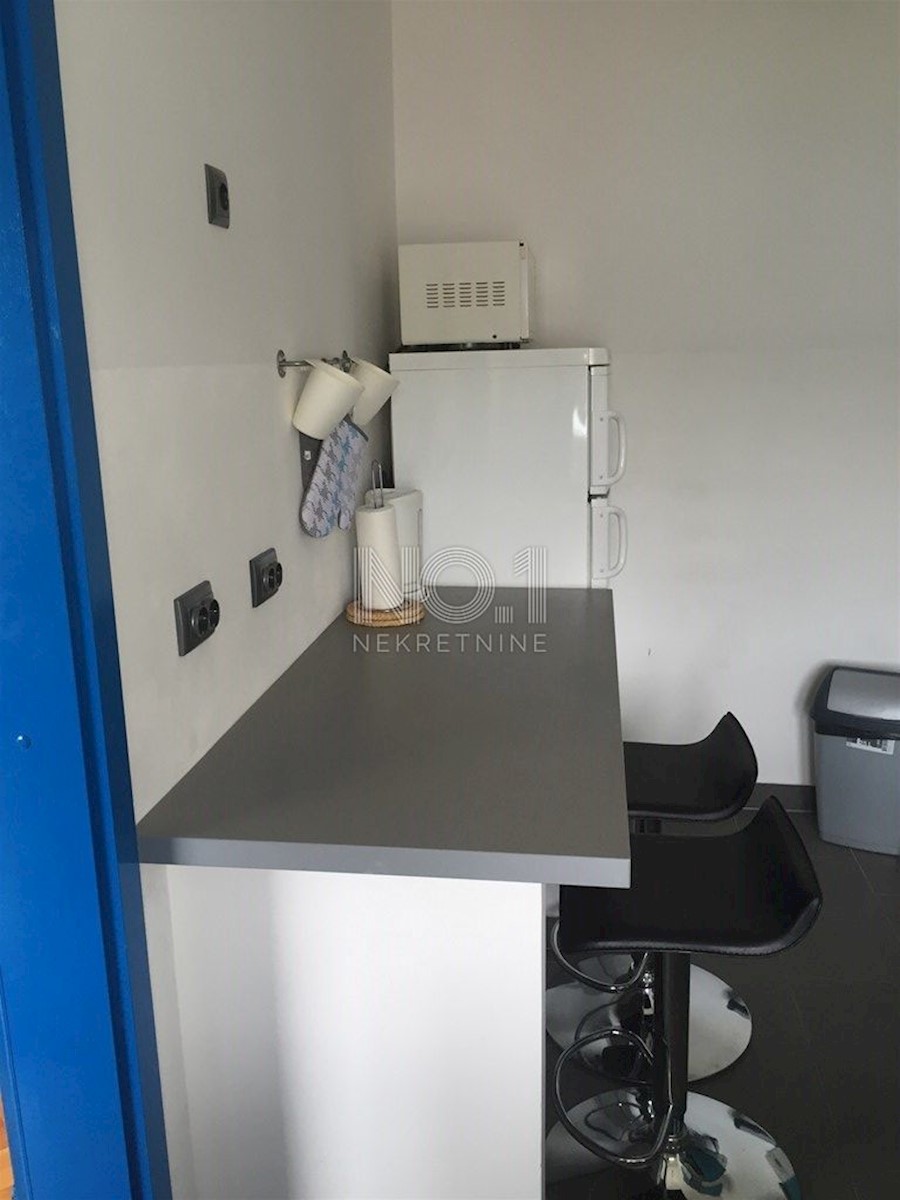 Pag - vrhunski apartma tik ob morju