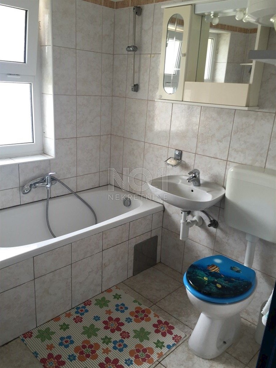 Pag - vrhunski apartma tik ob morju