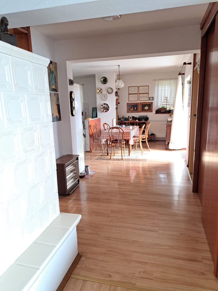 Hiša Vukova Gorica, Netretić, 113m2