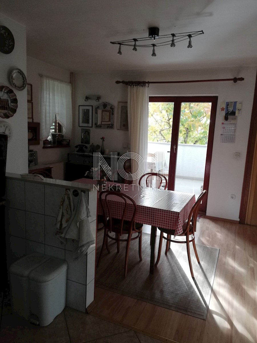 Hiša Vukova Gorica, Netretić, 113m2
